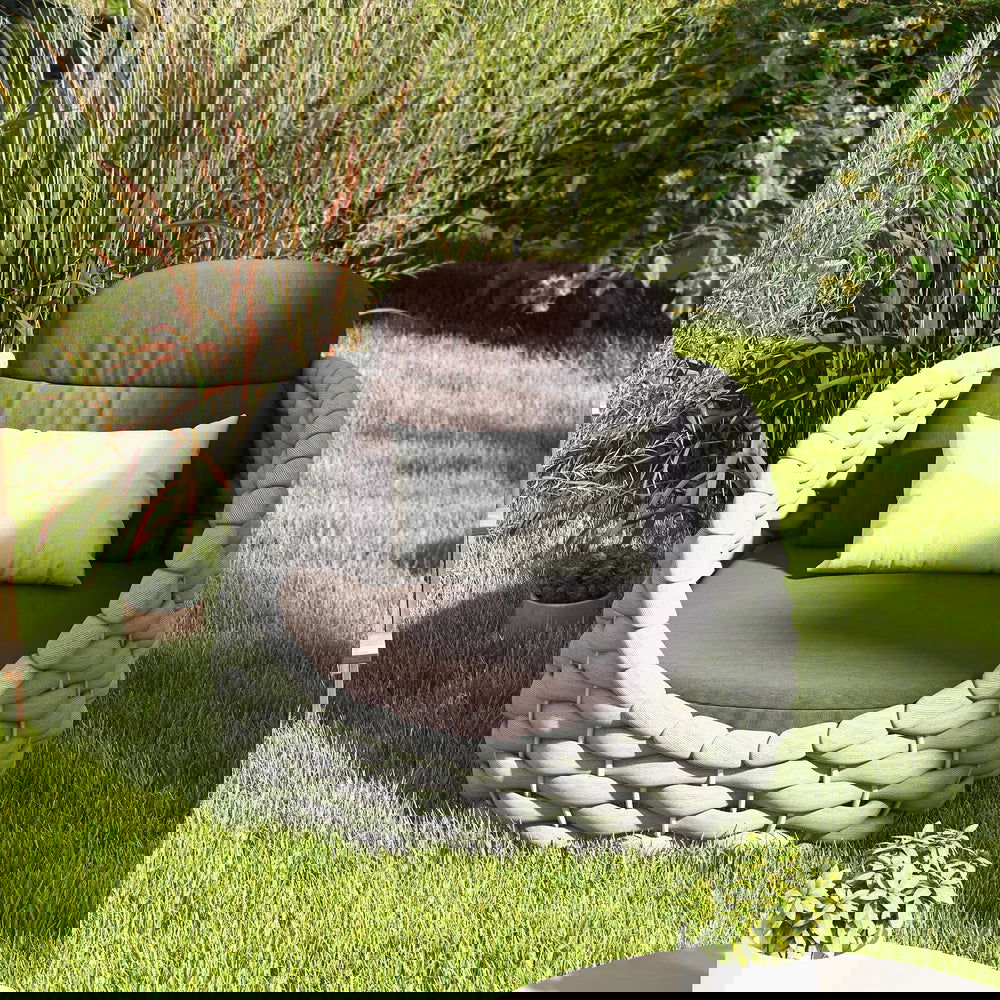 Woven Rope Outdoor Swivel Chair Rotatable Yard & Patio Armchair in Gray with Cushion - 