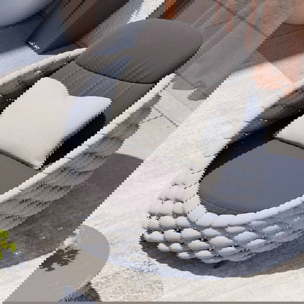 Woven Rope Outdoor Swivel Chair Rotatable Yard & Patio Armchair in Gray with Cushion - Homary