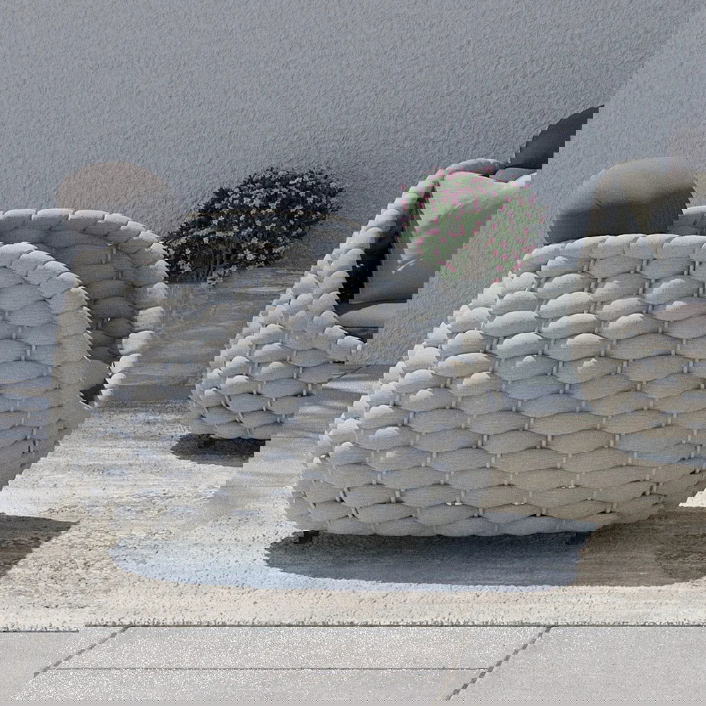 Woven Rope Outdoor Swivel Chair Rotatable Yard & Patio Armchair in Gray with Cushion - Homary